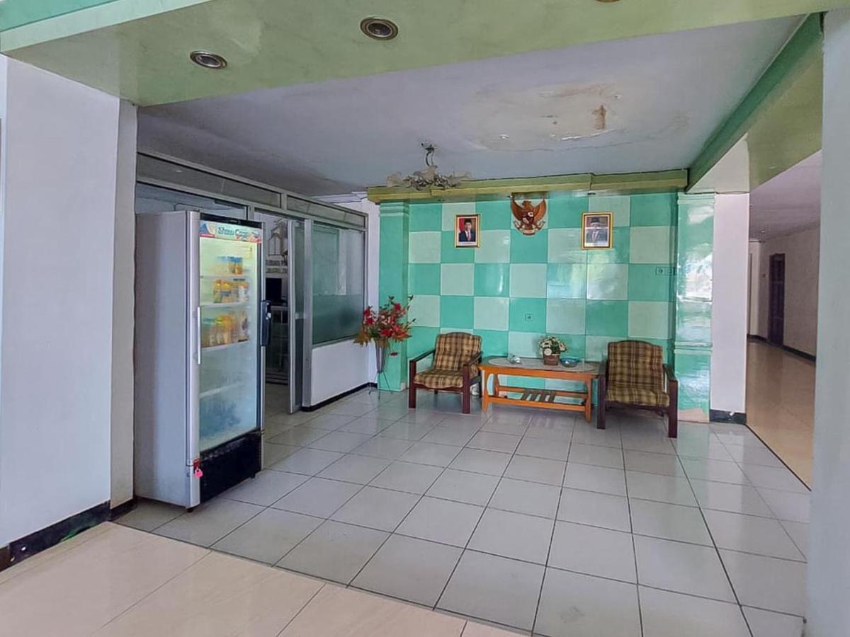 Hotel Reddoorz @ Tanjung Selor Esterno foto