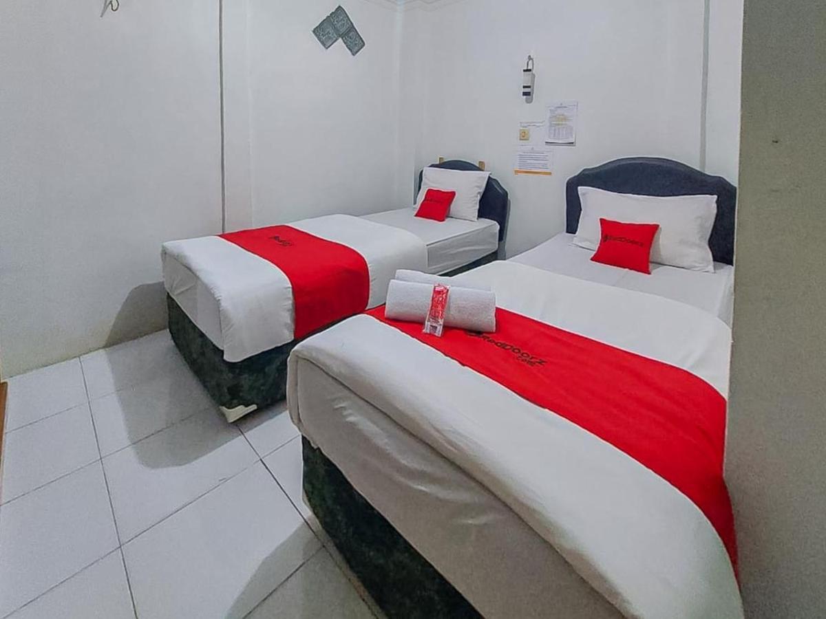 Hotel Reddoorz @ Tanjung Selor Esterno foto
