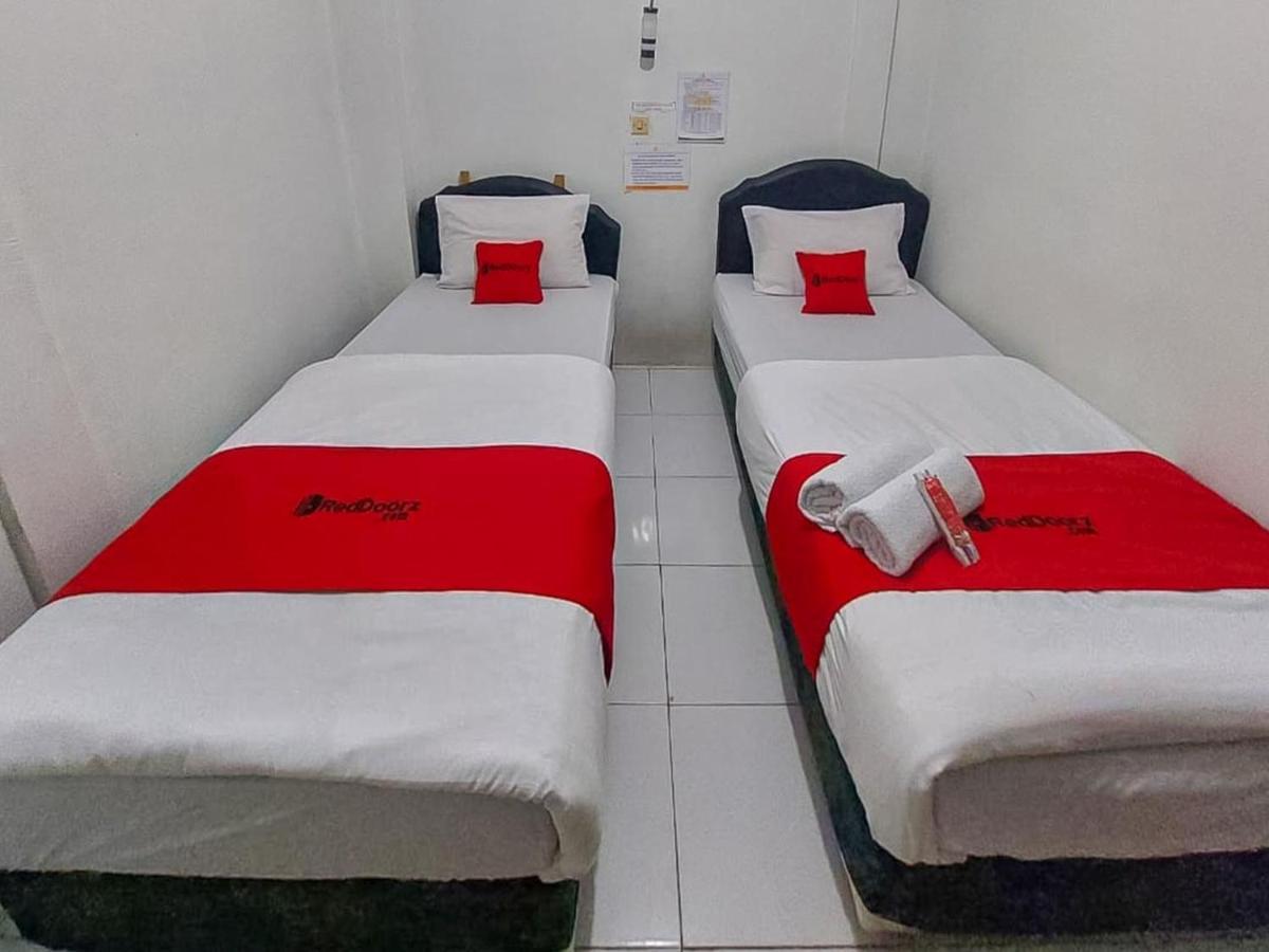 Hotel Reddoorz @ Tanjung Selor Esterno foto