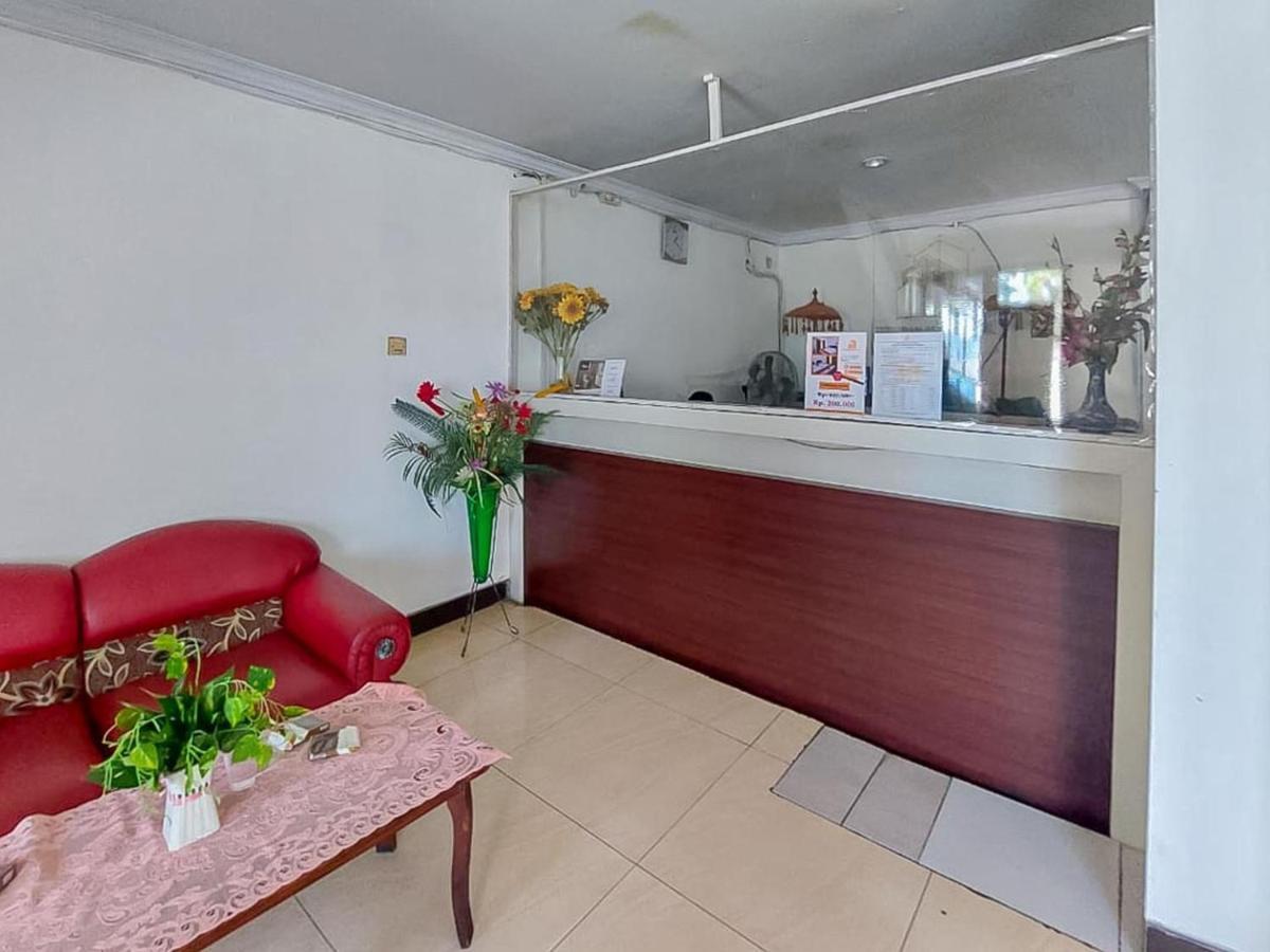 Hotel Reddoorz @ Tanjung Selor Esterno foto